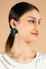Green Flower Earrings4884 video